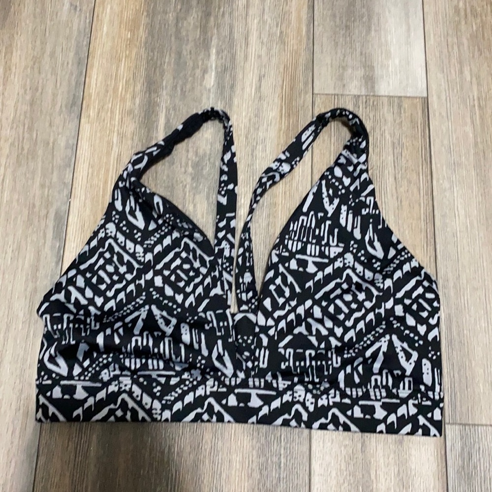 Sports bra
